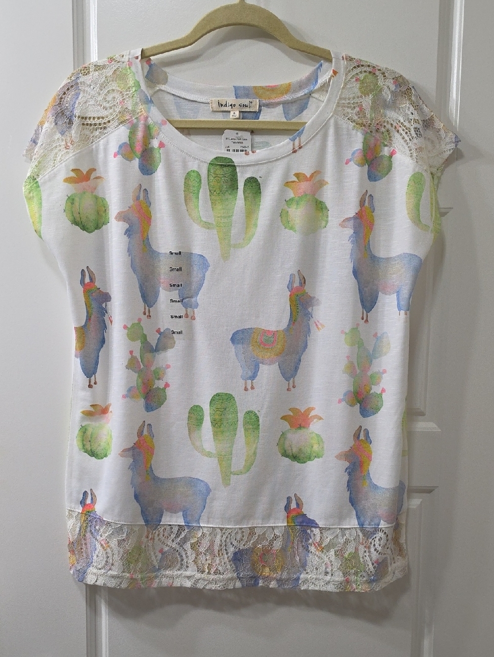 NWT - indigo soul Watercolor Llama & Cactus Lace Sleeve Tee - Small